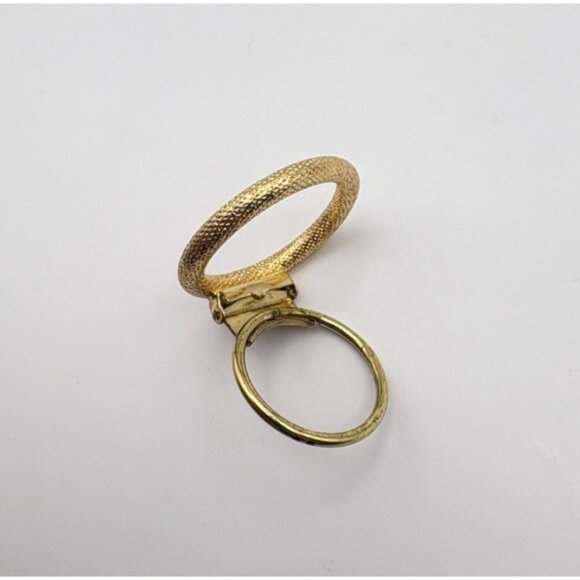 Vintage Gold Tone Scarf Clip Textured Circle Western Germany - Picture 3 of 8